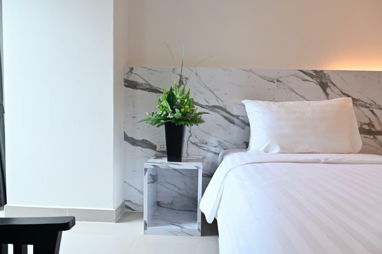 Donmueang Place Hotel - Sha Plus Bangkok Exterior photo